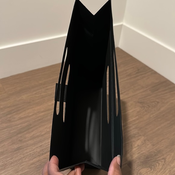 Saint Laurent empty shopping bag w adhesive flap - Picture 2 of 8